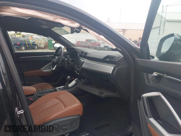 2021 Audi Q3 S line Premium with VIN WA1DECF36M1031852, listed as a IAAI auction lot 42020471 with 29,445 mi miles and . Bid and sale history available at DreamBid. Image 5.