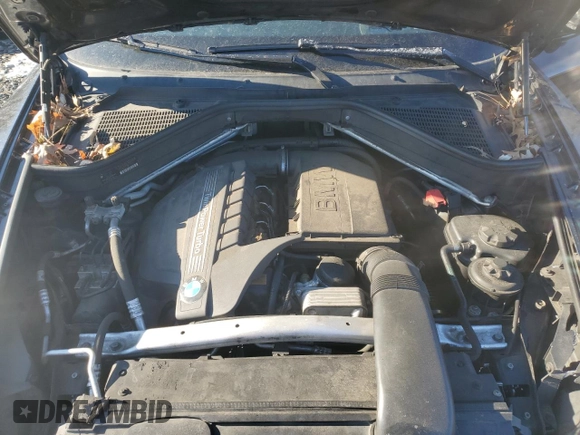 2014 BMW X6 xDrive35i with VIN 5UXFG2C56E0C44222, listed as a Copart auction lot 89271565 with 104,740 mi miles and Salvage Title. Bid and sale history available at carsss.com. Image 14.