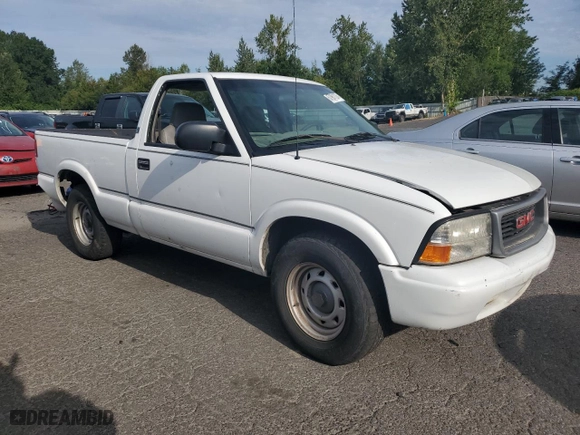 2002 GMC Sonoma SL with VIN 1GTCS145828259598, listed as a Copart auction lot 67961124 with 183,710 mi miles and Salvage Title. Bid and sale history available at carsss.com. Image 4.