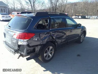 2014 Subaru Outback 3.6R Limited with VIN 4S4BRDPC8E2268517, listed as a IAAI auction lot 37852166 with 64,944 mi miles. Bid and sale history available at carsss.com. Image 4.