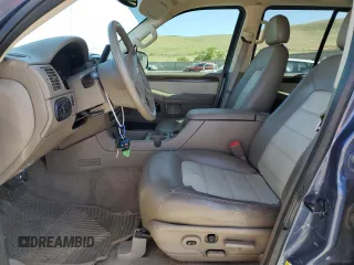 2005 Ford Explorer Eddie Bauer z VIN 1FMDU74E15UB20339, wystawiony jako Copart lot #62145185 z przebiegiem 118 081 mil mil oraz Szkoda całkowita • Salvage title. Historia ofert i sprzedaży dostępna na DreamBid. Obrazek 7.