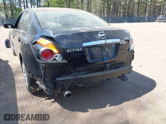 2009 Nissan Altima SL with VIN 1N4AL21E89N453970, listed as a IAAI auction lot 41923995 with 319,746 mi miles and . Bid and sale history available at DreamBid. Image 6.