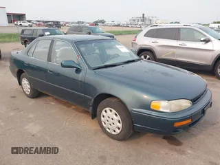 1996 Toyota Camry DX z VIN JT2BG12K0T0417267, wystawiony jako IAAI lot #42386332 z przebiegiem 222 688 mil mil oraz . Historia ofert i sprzedaży dostępna na DreamBid. Obrazek 1.
