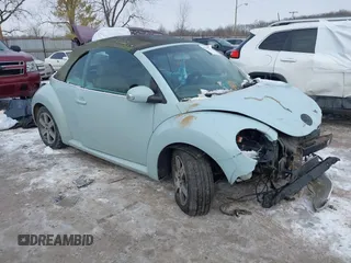 2006 Volkswagen Beetle z VIN 3VWRF31Y96M304877, wystawiony jako IAAI lot #41622463 z przebiegiem 151 105 mil mil oraz . Historia ofert i sprzedaży dostępna na DreamBid. Obrazek 1.