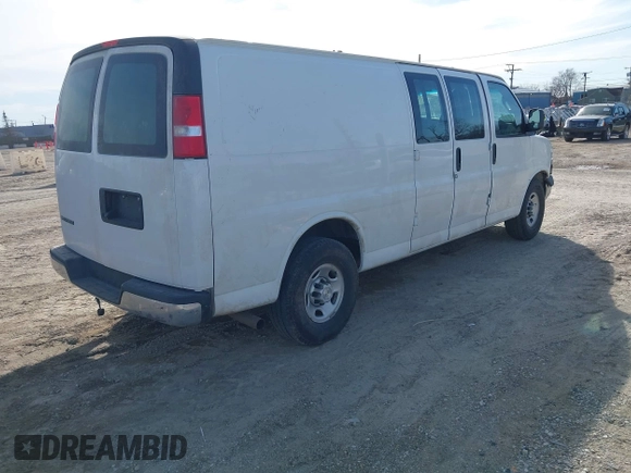 2020 Chevrolet Express Cargo Van with VIN 1GCZGHFG7L1235144, listed as a IAAI auction lot 41700301 with 67,678 mi miles. Bid and sale history available at carsss.com. Image 4.