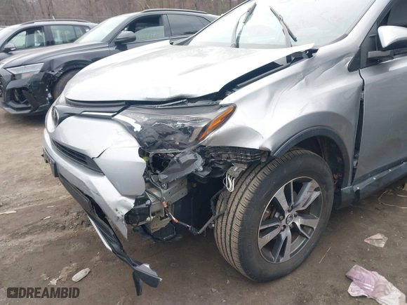 2017 Toyota RAV4 XLE with VIN 2T3RFREV8HW647462, listed as a IAAI auction lot 41678968 with 99,837 mi miles. Bid and sale history available at carsss.com. Image 6.