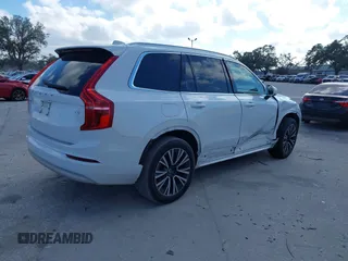 2022 Volvo XC90 Momentum with VIN YV4102CK2N1783804, listed as a IAAI auction lot 41171558 with 18,828 mi miles and . Bid and sale history available at DreamBid. Image 4.