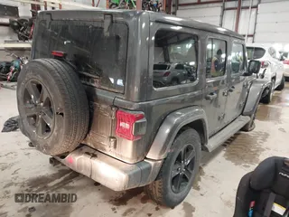 2020 Jeep Wrangler Unlimited Sahara with VIN 1C4HJXEN8LW293757, listed as a IAAI auction lot 41435340 with 28,385 mi miles. Bid and sale history available at carsss.com. Image 4.