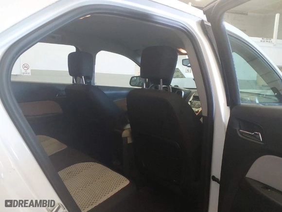 2014 Chevrolet Equinox LS with VIN 2GNALAEK4E6100264, listed as a IAAI auction lot 41655581 with 101,257 mi miles. Bid and sale history available at carsss.com. Image 8.