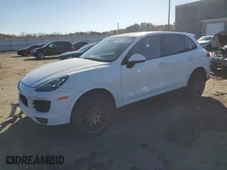 2017 Porsche Cayenne with VIN WP1AA2A22HKA85628, listed as a Copart auction lot 81784454 with 98,395 mi miles and Salvage Title. Bid and sale history available at carsss.com. Image 1.