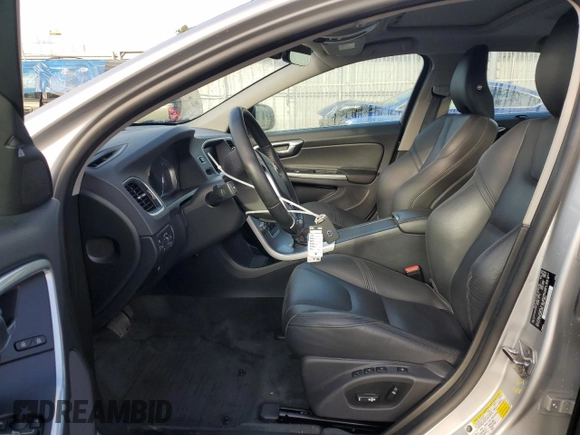 2017 Volvo S60 Inscription Platinum with VIN LYV402TM4HB148565, listed as a Copart auction lot 81338933 with 17,057 mi miles. Bid and sale history available at carsss.com. Image 7.