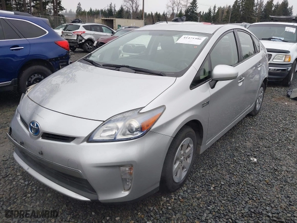 2013 Toyota Prius Plug-In with VIN JTDKN3DP0D3046032, listed as a IAAI auction lot 41471986 with 112,382 mi miles. Bid and sale history available at carsss.com. Image 2.