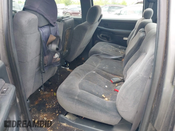 2002 Chevrolet Silverado 1500HD LT with VIN 1GCGK13U22F125563, listed as a IAAI auction lot 42172310 with 155,416 mi miles and . Bid and sale history available at DreamBid. Image 8.