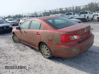 2009 Mitsubishi Galant ES z VIN 4A3AB36F09E029989, wystawiony jako IAAI lot #41892517 z przebiegiem 82 038 mil mil oraz . Historia ofert i sprzedaży dostępna na DreamBid. Obrazek 3.