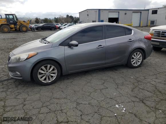 2015 Kia Forte EX with VIN KNAFZ4A85F5388136, listed as a Copart auction lot 42845605 with 192,005 mi miles and Clean Title. Bid and sale history available at carsss.com. Image 1.