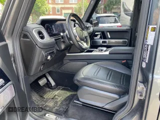 2020 Mercedes-Benz G 550 z VIN W1NYC6BJ1LX353XXX, wystawiony jako Copart lot #59189105 z przebiegiem 30 603 mil mil oraz Tytuł czysty. Historia ofert i sprzedaży dostępna na DreamBid. Obrazek 10.