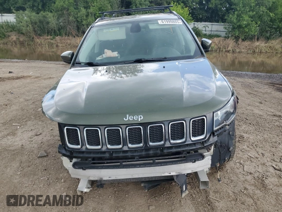 2018 Jeep Compass Latitude z VIN 3C4NJDBB3JT265878, wystawiony jako Copart lot #61999865 z przebiegiem 131 919 mil mil oraz Czysty tytuł • Clean title. Historia ofert i sprzedaży dostępna na DreamBid. Obrazek 5.
