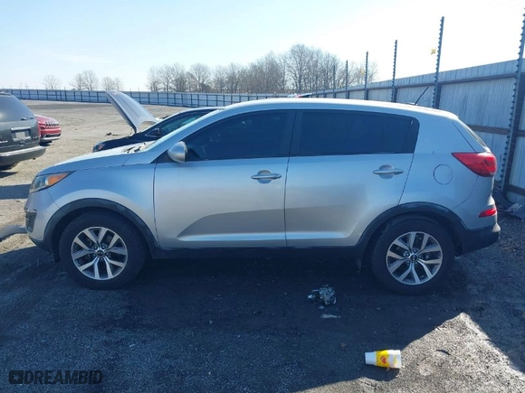 2016 Kia Sportage LX with VIN KNDPB3AC2G7794844, listed as a IAAI auction lot 41656963 with 100,418 mi miles. Bid and sale history available at carsss.com. Image 14.