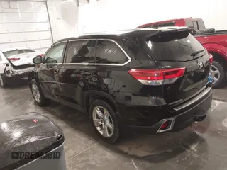 2019 Toyota Highlander Limited with VIN 5TDDZRFH1KS953891, listed as a IAAI auction lot 41979987 with 159,986 mi miles and . Bid and sale history available at DreamBid. Image 3.