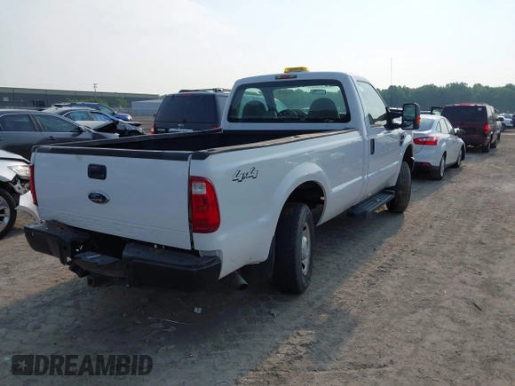 2008 Ford F-250 XL with VIN 1FTNF21578EB43519, listed as a IAAI auction lot 42491040 with 101,834 mi miles and . Bid and sale history available at DreamBid. Image 4.