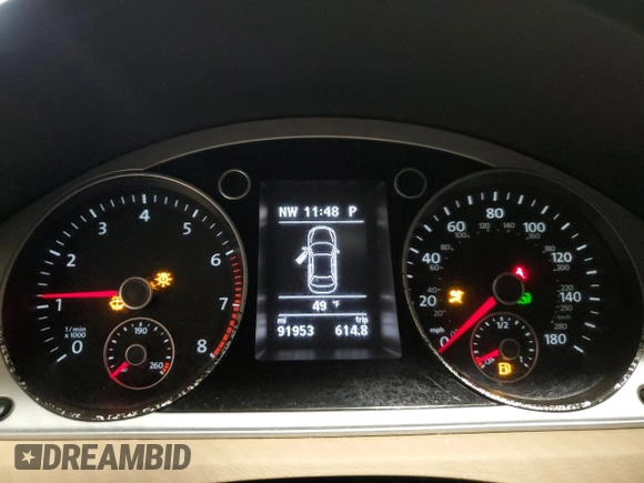 2014 Volkswagen CC R-Line with VIN WVWBN7AN2EE535385, listed as a Copart auction lot 81300224 with 91,953 mi miles and Salvage Title. Bid and sale history available at carsss.com. Image 9.