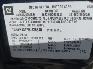 2005 Chevrolet Tahoe LS with VIN 1GNEK13T55J136340, listed as a IAAI auction lot 42153963 with 0 mi miles. Bid and sale history available at carsss.com. Image 9.