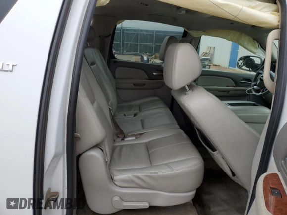 2008 Chevrolet Suburban LTZ with VIN 3GNFC16J58G313471, listed as a Copart auction lot 46770114 with 251,801 mi miles and Salvage Title. Bid and sale history available at carsss.com. Image 11.