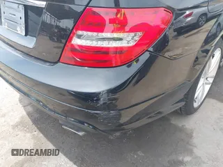 2013 Mercedes-Benz C 300 Sport with VIN WDDGF8AB4DR290813, listed as a IAAI auction lot 42092649 with 79,210 mi miles and . Bid and sale history available at DreamBid. Image 18.