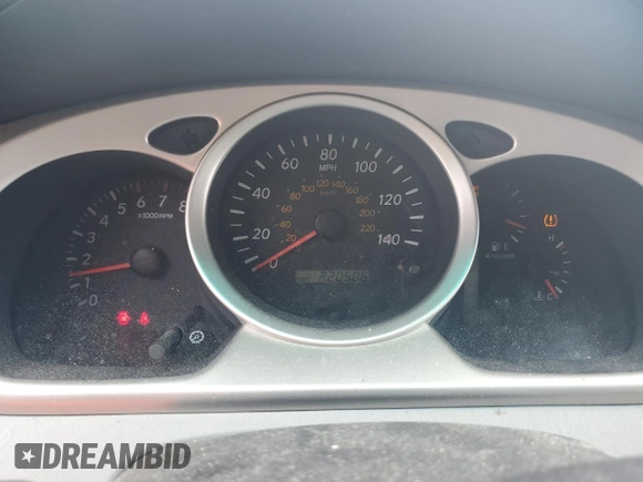 2005 Toyota Highlander z VIN JTEEP21A850090649, wystawiony jako Copart lot #61280015 z przebiegiem 220 506 mil mil oraz Czysty tytuł • Clean title. Historia ofert i sprzedaży dostępna na DreamBid. Obrazek 9.