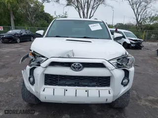 2017 Toyota 4Runner SR5 with VIN JTEBU5JR2H5409960, listed as a IAAI auction lot 41406747 with 100,750 mi miles. Bid and sale history available at carsss.com. Image 13.