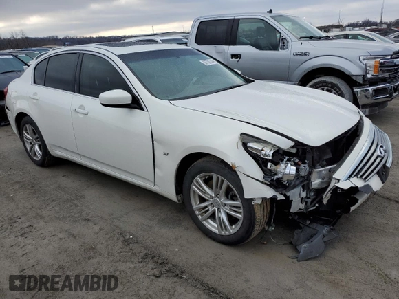 2015 Infiniti Q40 with VIN JN1CV6AR6FM522375, listed as a Copart auction lot 39700744 with 107,801 mi miles and Salvage Title. Bid and sale history available at carsss.com. Image 4.