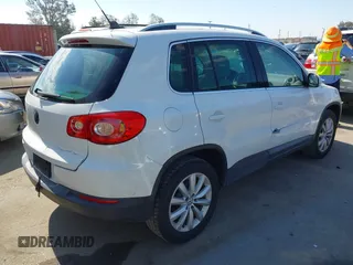 2011 Volkswagen Tiguan SEL with VIN WVGBV7AXXBW554267, listed as a IAAI auction lot 42773354 with 70,547 mi miles and . Bid and sale history available at DreamBid. Image 4.