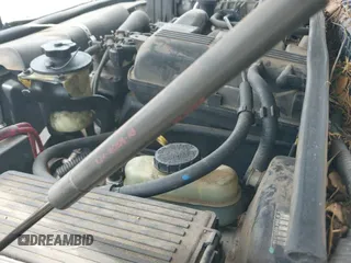 2003 Ford Explorer XLT with VIN 1FMZU63KX3UB62643, listed as a IAAI auction lot 42185398 with 175,926 mi miles and . Bid and sale history available at DreamBid. Image 12.