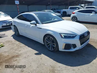 2022 Audi A5 Sportback S line Prestige z VIN WAUEACF53NA008020, wystawiony jako IAAI lot #41891052 z przebiegiem 38 145 mil mil oraz . Historia ofert i sprzedaży dostępna na DreamBid. Obrazek 1.