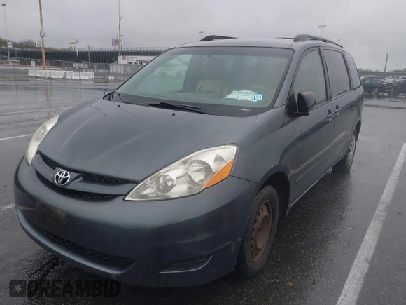 2008 Toyota Sienna with VIN 5TDZK23C08S154493, listed as a IAAI auction lot 42014413 with 220,477 mi miles and . Bid and sale history available at DreamBid. Image 2.