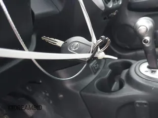2019 Nissan Versa SV z VIN 3N1CN7AP3KL845999, wystawiony jako IAAI lot #41488079 z przebiegiem 120 491 mil mil oraz . Historia ofert i sprzedaży dostępna na DreamBid. Obrazek 11.