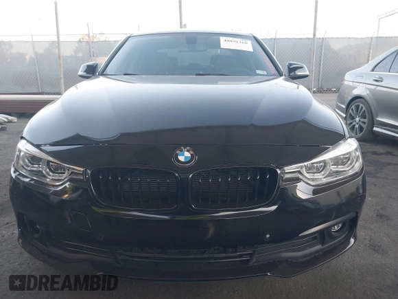 2018 BMW 3 Series 320i with VIN WBA8E1G54JNU91167, listed as a IAAI auction lot 40891360 with 93,976 mi miles. Bid and sale history available at carsss.com. Image 12.
