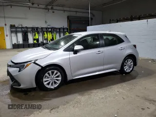 2025 Toyota Corolla Hatchback SE with VIN JTND4MBE9S3233894, listed as a Copart auction lot 68706034 with 706 mi miles and Salvage Title. Bid and sale history available at carsss.com. Image 1.