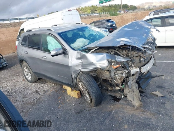 2016 Jeep Cherokee Latitude with VIN 1C4PJLCB8GW200545, listed as a IAAI auction lot 41593688 with 1 mi miles. Bid and sale history available at carsss.com. Image 1.