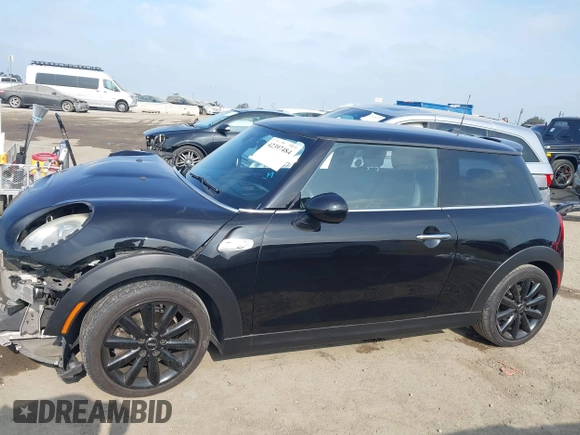 2016 MINI Hardtop S with VIN WMWXP7C58G3B49050, listed as a IAAI auction lot 42397484 with 103,083 mi miles and . Bid and sale history available at DreamBid. Image 15.