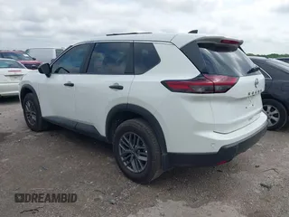 2024 Nissan Rogue S with VIN 5N1BT3AA2RC759541, listed as a IAAI auction lot 42125133 with 895 mi miles and . Bid and sale history available at DreamBid. Image 3.