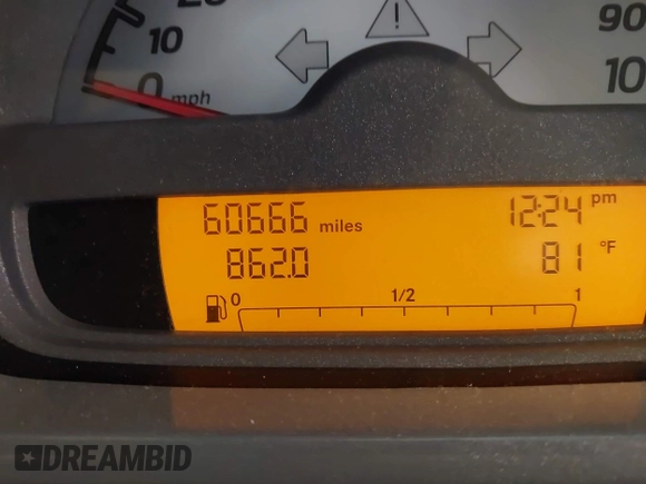2009 Smart fortwo Pure with VIN WMEEJ31X89K228315, listed as a IAAI auction lot 42662931 with 60,666 mi miles and . Bid and sale history available at DreamBid. Image 7.