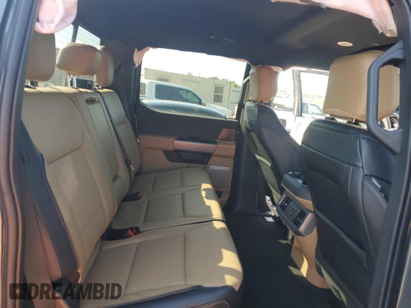 2024 Ford F-350 XL with VIN 1FT8W3BTXREE32301, listed as a Copart auction lot 52863145 with 3,268 mi miles and Salvage Title. Bid and sale history available at DreamBid. Image 10.