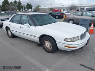 1998 Buick LeSabre Limited with VIN 1G4HR52K2WH500817, listed as a IAAI auction lot 41911170 with 209,551 mi miles. Bid and sale history available at carsss.com. Image 1.