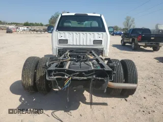 2022 Ford F-350 with VIN 1FDRF3G60NEE17240, listed as a Copart auction lot 52053935 with 84,918 mi miles and Salvage title. Bid and sale history available at DreamBid. Image 6.