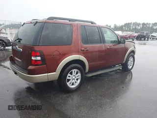 2010 Ford Explorer Eddie Bauer z VIN 1FMEU6EE4AUA87103, wystawiony jako IAAI lot #42218145 z przebiegiem 226 076 mil mil oraz . Historia ofert i sprzedaży dostępna na DreamBid. Obrazek 4.