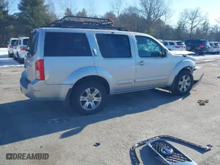 2010 Nissan Pathfinder SE with VIN 5N1AR1NB1AC601262, listed as a IAAI auction lot 41328455 with 153,866 mi miles. Bid and sale history available at carsss.com. Image 2.
