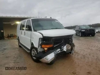 2019 GMC Savana Cargo z VIN 1GTW7AFG2K1293185, wystawiony jako Copart lot #85685444 z przebiegiem 166 770 mil mil oraz Szkody całkowita. Historia ofert i sprzedaży dostępna na DreamBid. Obrazek 13.