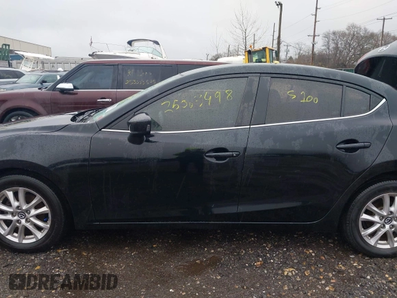 2016 Mazda Mazda3 i Sport with VIN JM1BM1U79G1331576, listed as a IAAI auction lot 41959336 with 62,334 mi miles. Bid and sale history available at carsss.com. Image 13.