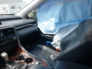 2018 Lexus RX 350L Premium с VIN JTJGZKCA1J2002511, выставлен на аукционе IAAI как лот 42090972 с пробегом 218 782 миль миль и . История ставок и продаж доступна на DreamBid. Изображение 5.